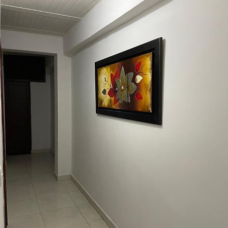 Apartamento Cerca A La Candelaria Y Hospitales Principales De ボゴタ エクステリア 写真